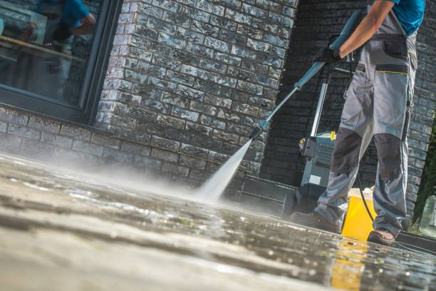 Best Playground Equipment Cleaning  in Forest Hills, MI